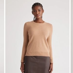 Quince Mongolian cashmere crewneck sweater